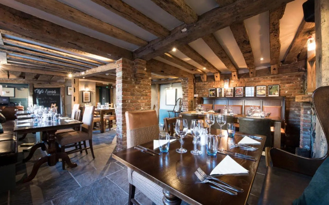 Olde George Inn