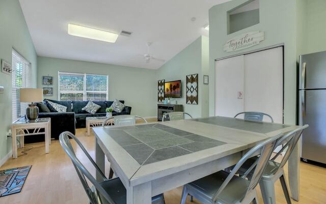 4BR Beach-Central Duplex by RedAwning