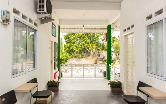 Oyo 1330 Tanjungpinang Residence Syariah