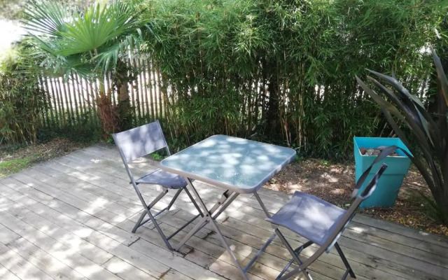 STUDIO 300m DE LA PLAGE