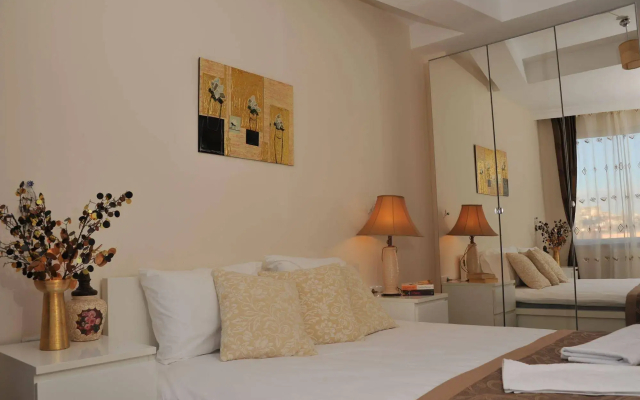 A Hotels & Suites