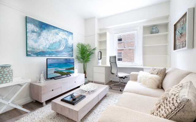 Snug 1-bed Unit Across From Bondi Beach – Guest Rooms – Sydney