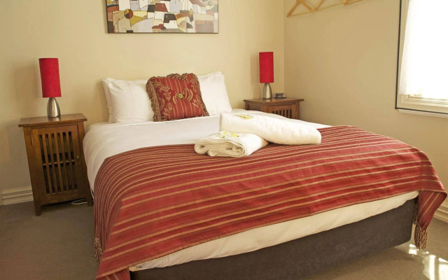 Wellington City Cottages