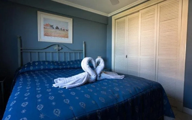 Playa Palace Resort & Spa