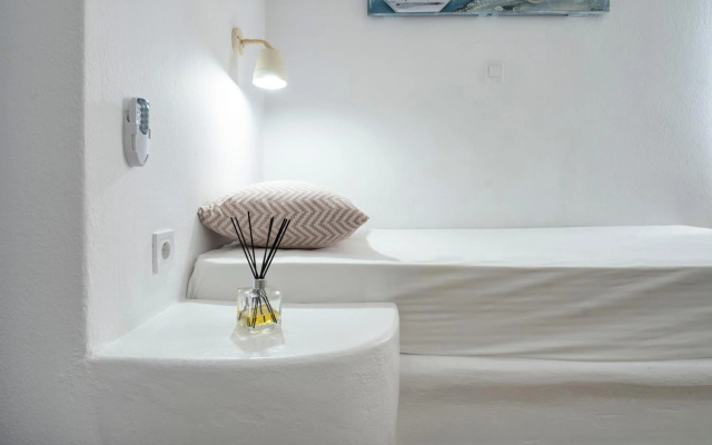 Iris Hotel