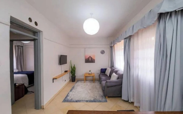 Lux Suites Bida Furnished Apartments
