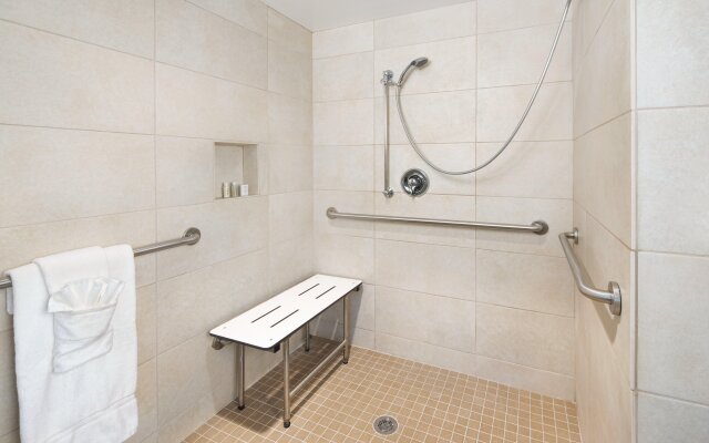 Hotel Indigo Cleveland-Beachwood by IHG