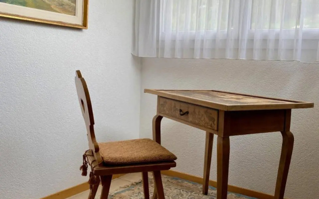 Stilvolle grosszügige 7.5 Zi Maisonette Wohnung 10 Pers