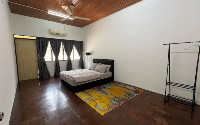 Bayan Lepas Getaway - Nature Views & BBQ Haven – Guest Rooms – Bayan Lepas