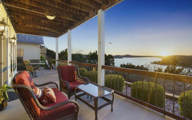 Table Rock Manor at Whitefish Bay