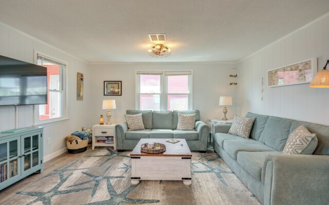 Updated Kitty Hawk Semi-oceanfront w/ Ocean Views