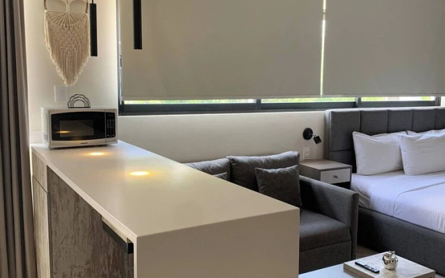 Perfect Studio Light and Nature in Aldea Zama