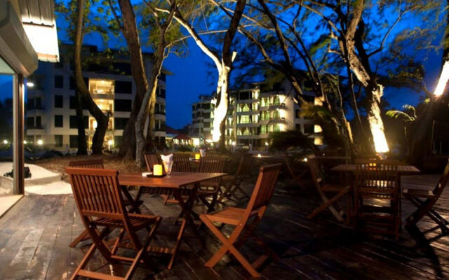 Samsuria Beach Resort & Residence