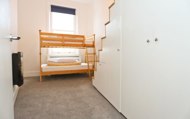 Spacious Flat in Centre of Bournemouth