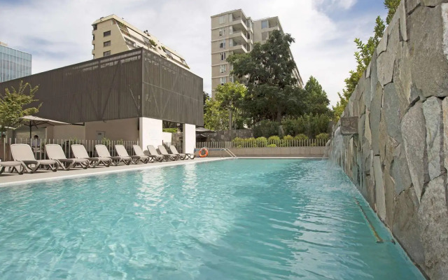 DoubleTree by Hilton Santiago Kennedy