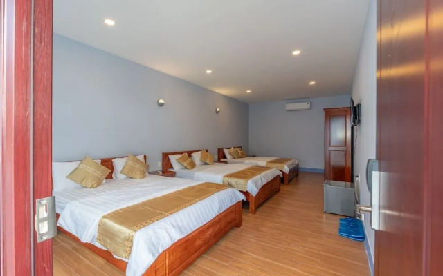 Bungalow Hotel
