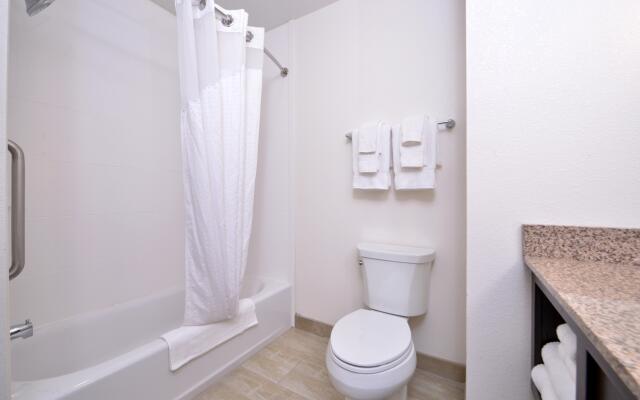 Holiday Inn Express & Suites Page - Lake Powell Area by IHG