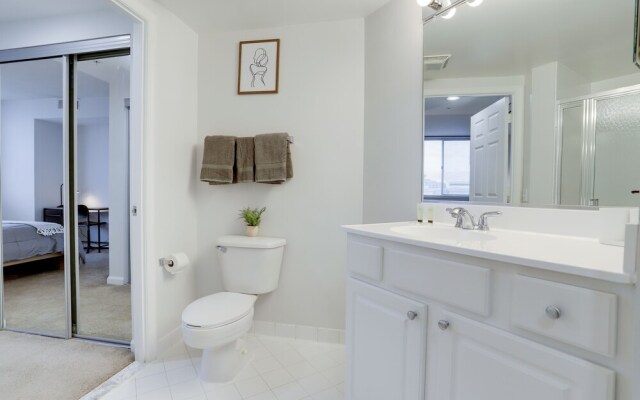 Spectacular Condo At Ballston With Gym