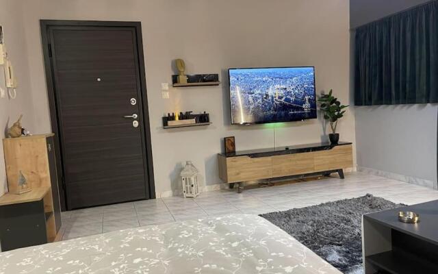Central Modern Apartment Volos