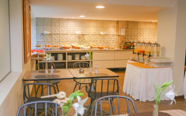 Pajuçara Praia Hotel