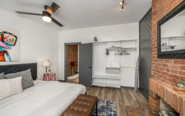 Mansfield Modern Oasis