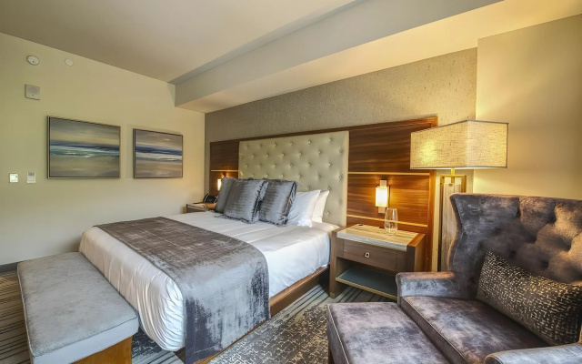 Legacy Resort Hotel & Spa