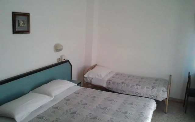 Hotel Caravelle