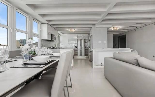 Beach Front  Amapola SeaSide Apt