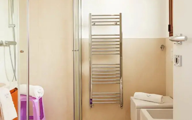 Aura CaseSicule, only for Sea View Lovers, Modern Style Apartment in City Center, Wi-Fi