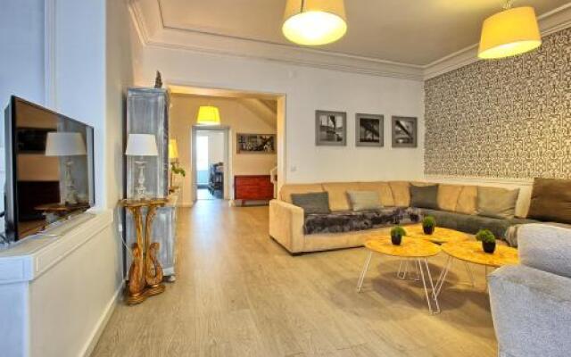 Sao Pedro 30 Guests Apartment