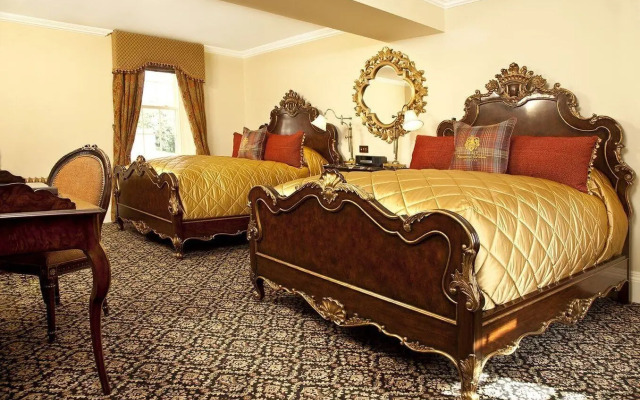 Trump Macleod House & Lodge