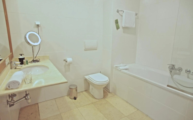 Rembrandt Hotel