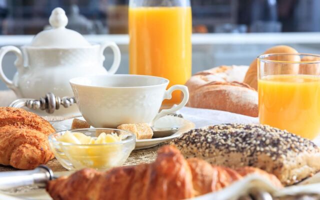 Magnuson Grand Pikes Peak