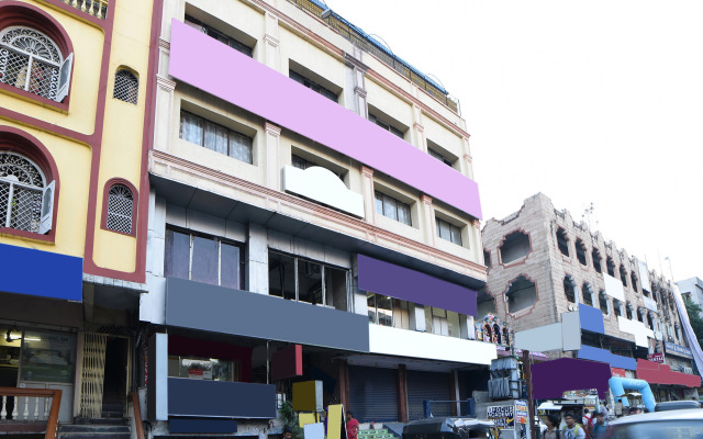 Hotel Sudarshan By OYO Rooms