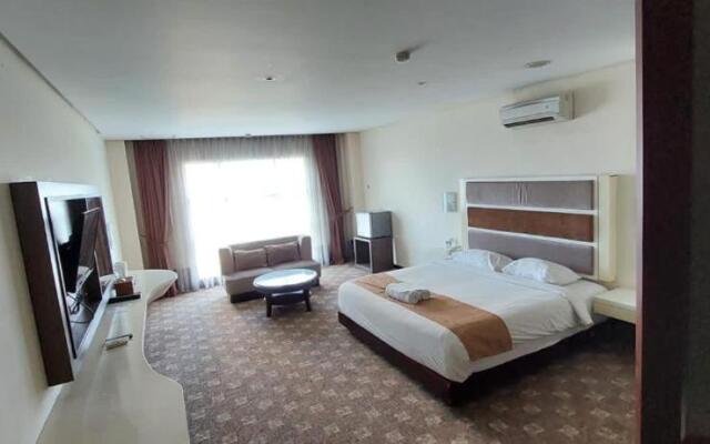 President Executive Club