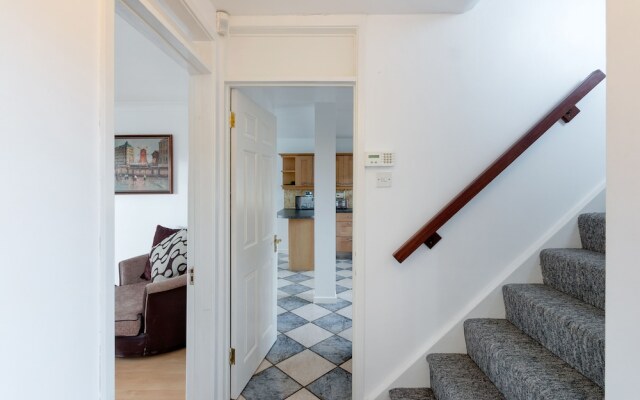 Sulston Lodge 3-Bedroom House