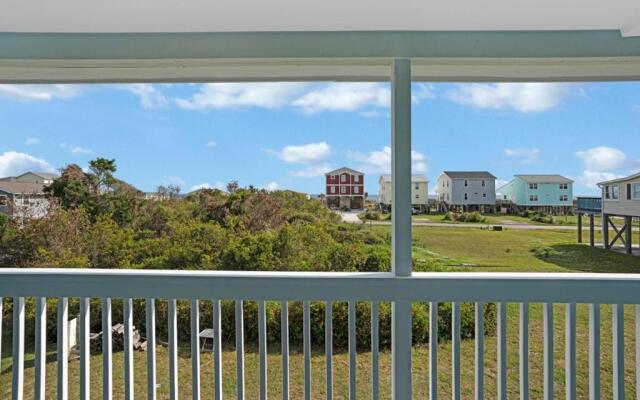 The Hideaway by Oak Island Accommodations