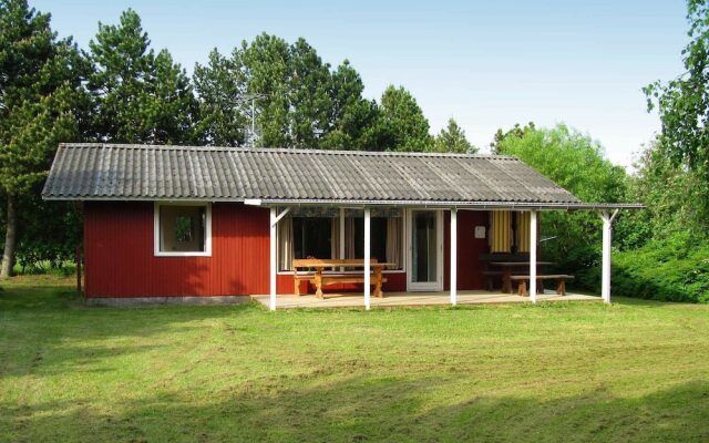 Ideal Holiday Home in Rødby With Roofed Terrace