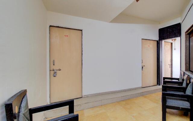 OYO 70282 Soham Service Apartment