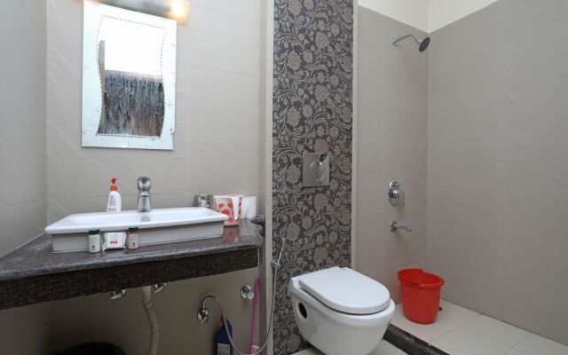 OYO 13427 Home Luxury 3BHK Near Mall Road
