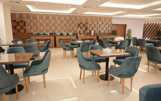 Dolphin Continental Salmiya Hotel