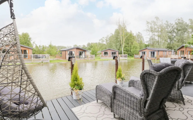 Loluke Lodge on The Lake