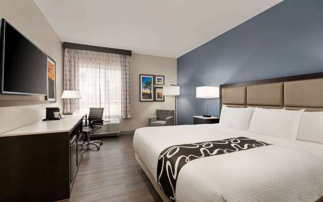 La Quinta Inn & Suites by Wyndham San Bernardino