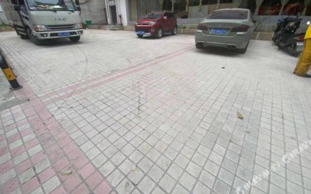 Slence Snow Theme Hotel