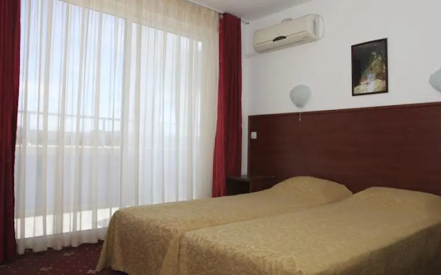 Ribarska Sreshta Family Hotel