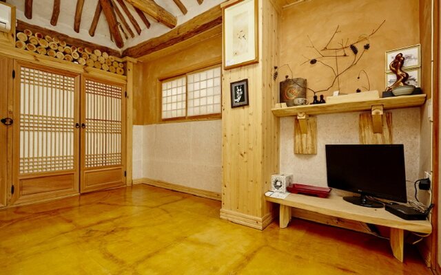 Jeonju Geune Hanok Guesthouse