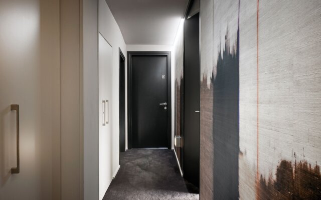 The Charming House DD724