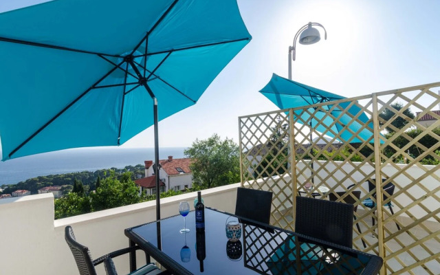 Cin & Co Central Apartments