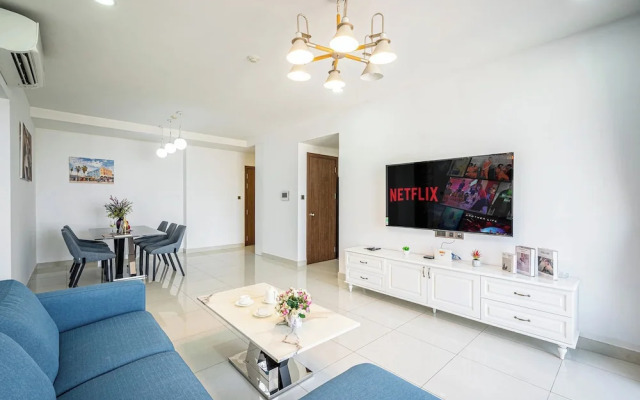 Vera Apartments - Saigon Royal Residence