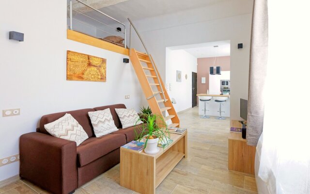 Beautifully Refurnished with AC